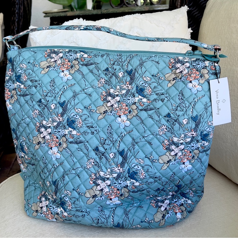 VERA BRADLEY Oversize Hobo Shoulder bag with crossbody strap